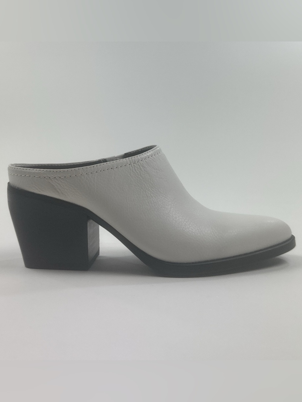 Naturalizer Fairmont Mules Womens White Black Backless Heels Leather J3243L2100